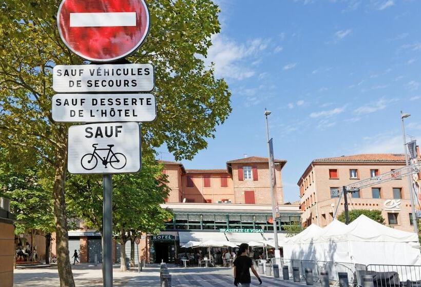 Отель Hôtel Du Vigan