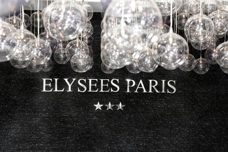ホテル Hôtel Elysées Paris
