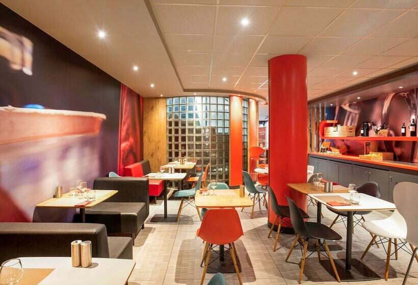 Отель Ibis Lorient Centre Gare