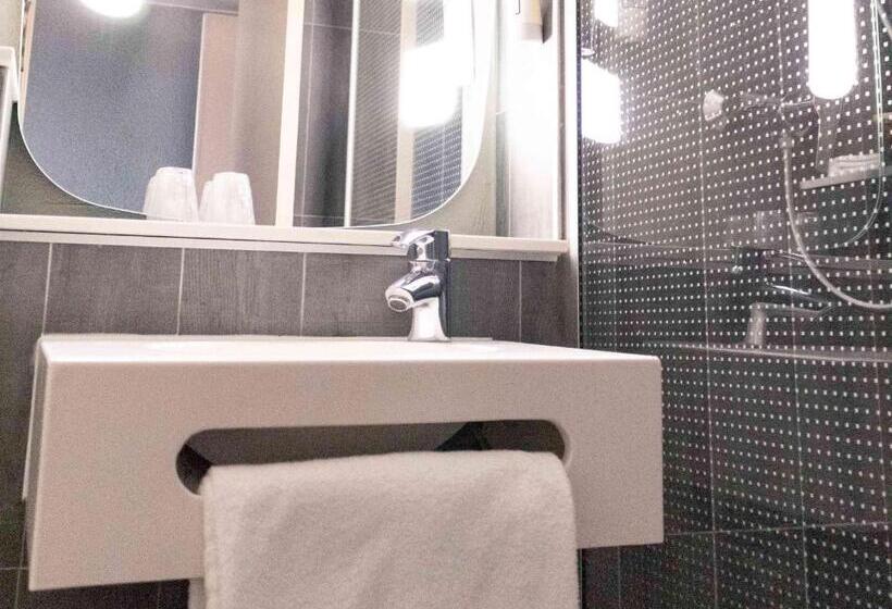 酒店 Ibis Paris Gennevilliers