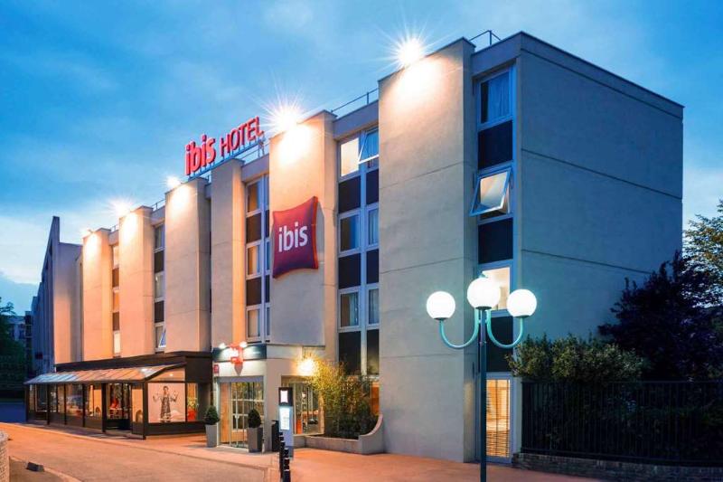 酒店 Ibis Paris Gennevilliers
