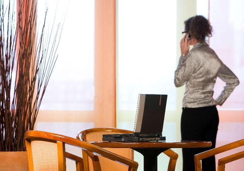 فندق Ibis Paris Porte De Bercy