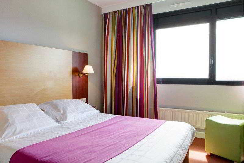 בית מלון כפרי Ibis Styles Clermontferrand Gare