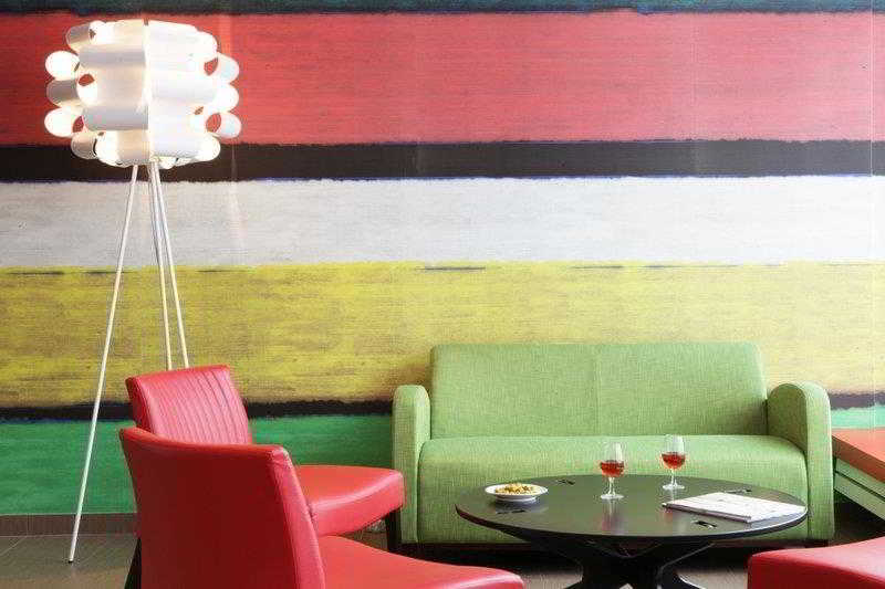 בית מלון כפרי Ibis Styles Clermontferrand Gare