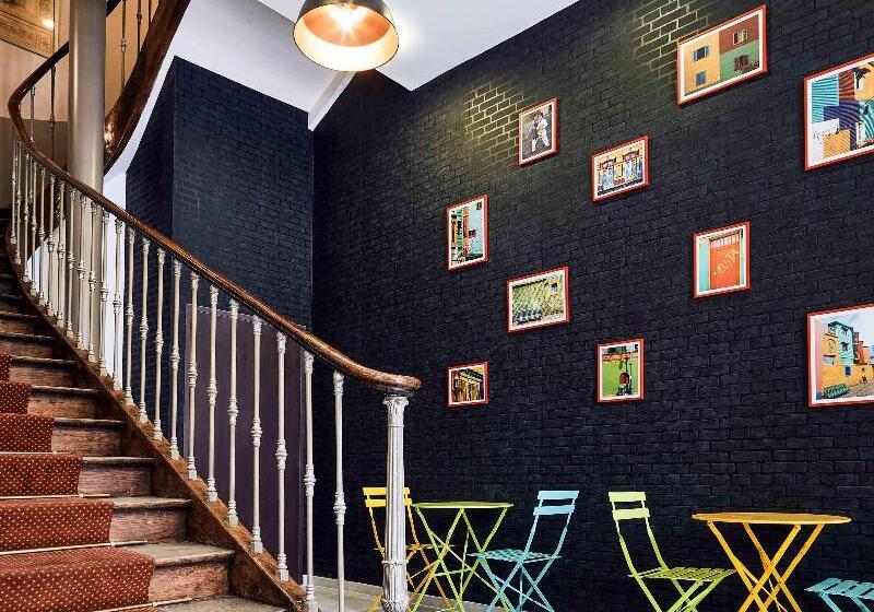 酒店 Ibis Styles Hyères Rooftop & Spa