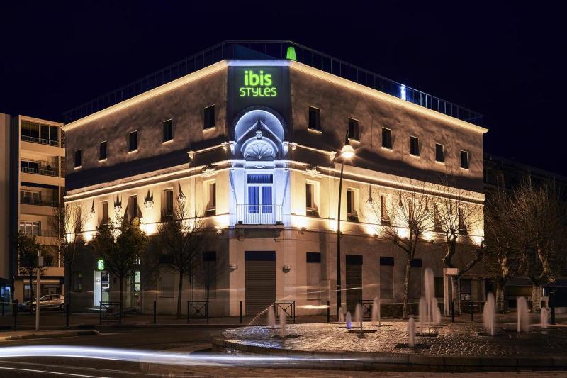 酒店 Ibis Styles Hyères Rooftop & Spa