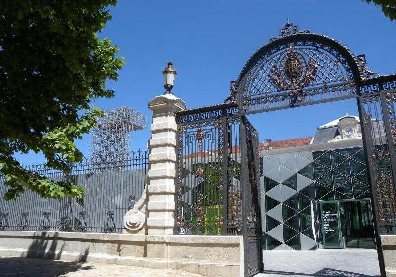 Отель Ibis Styles St Etienne   Gare Chateaucreux