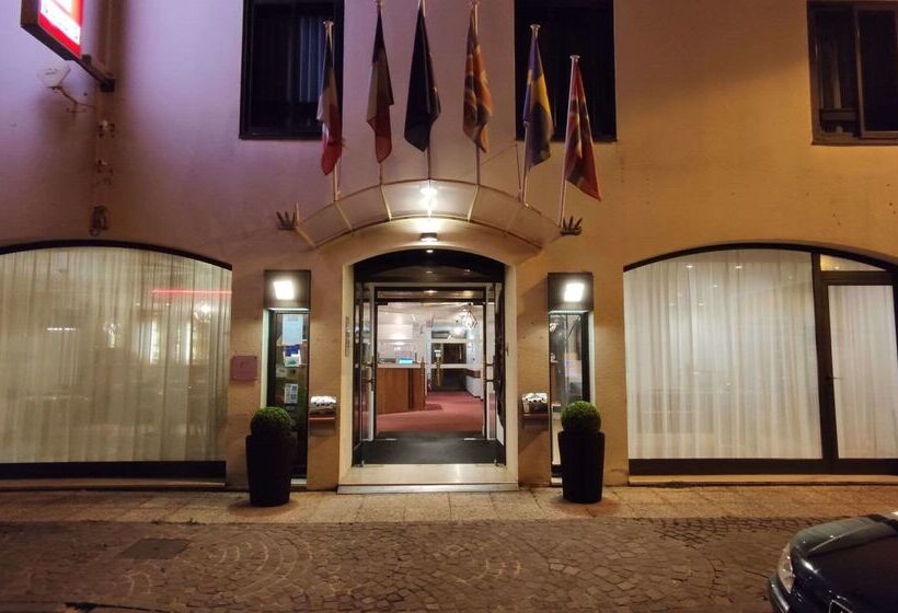 Отель Hôtel Le Valois, Cognac Centre