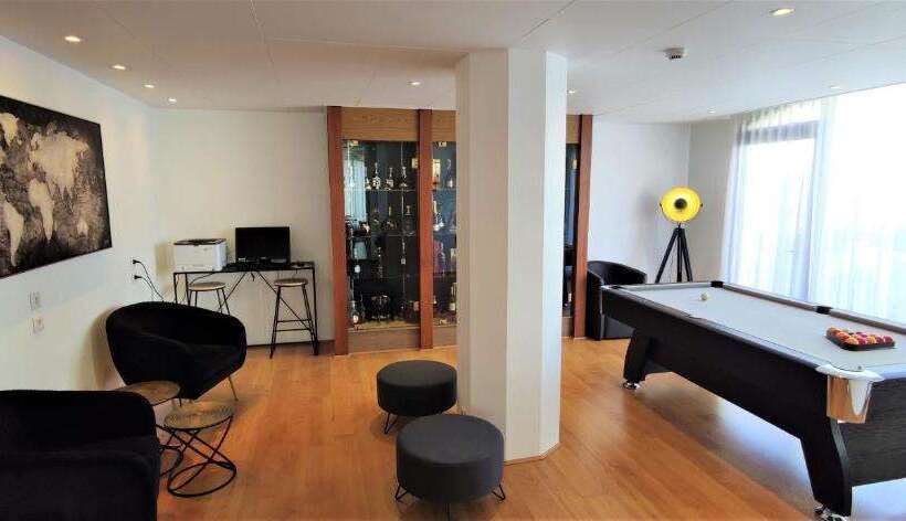 Отель Hôtel Le Valois, Cognac Centre