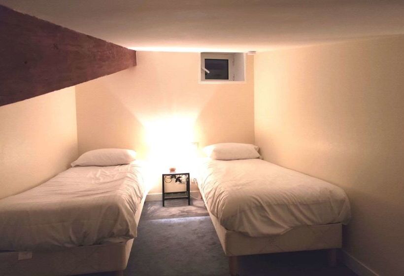 Отель Hôtel Le Valois, Cognac Centre