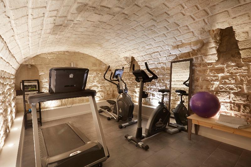 ホテル Logis Hôtel Jardin De Villiers