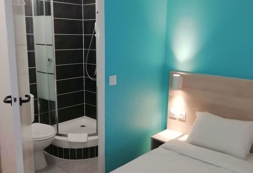 בית מלון כפרי Kyriad Direct Dreux