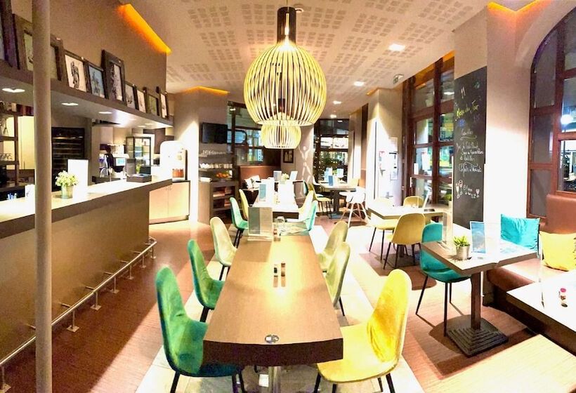 בית מלון כפרי Kyriad Vichy Spa Cinq Mondes