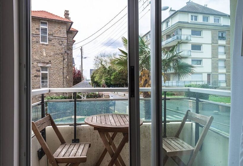 בית מלון כפרי Le Crystal Dinard Plage