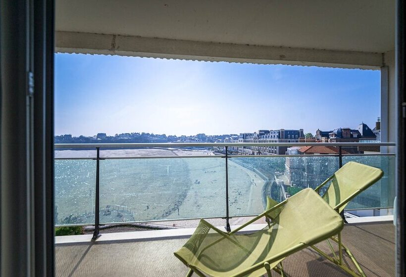 בית מלון כפרי Le Crystal Dinard Plage