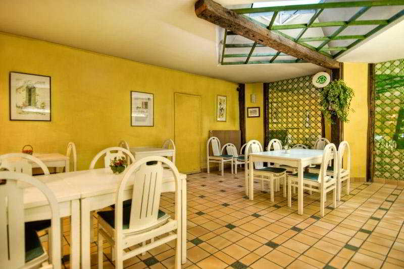 ホテル Le Faubourg Opera