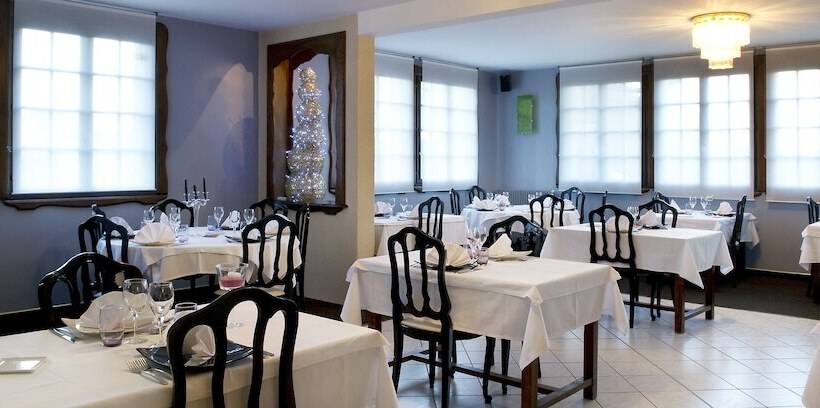 Отель Les Peyrières