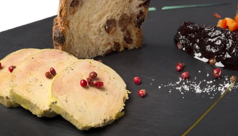 Отель Les Peyrières