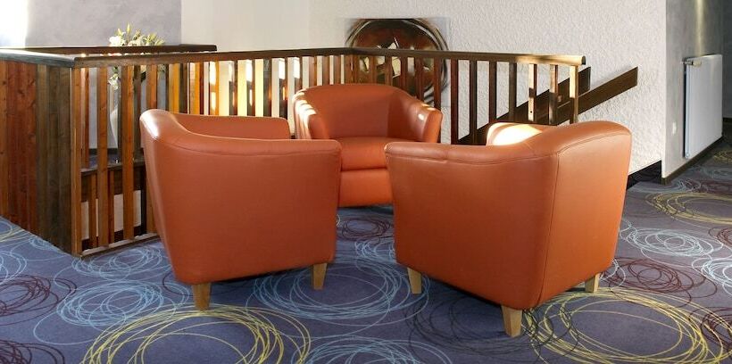 Отель Les Peyrières