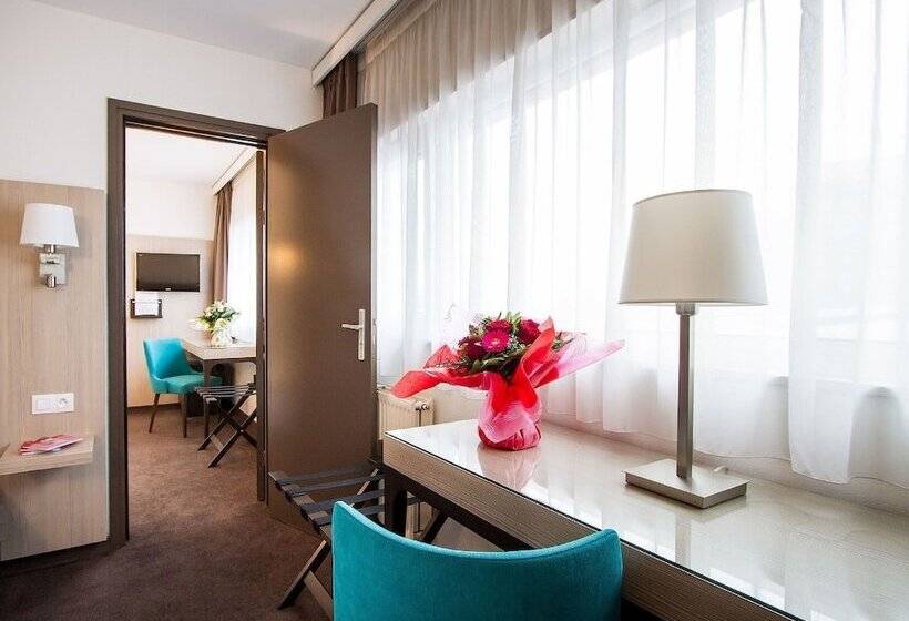 Отель Lille Europe