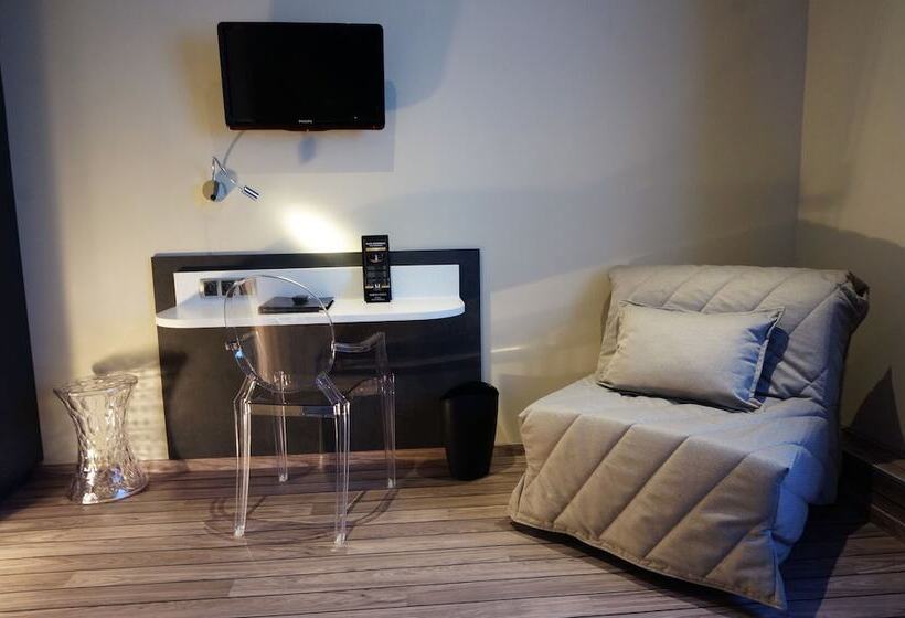 בית מלון כפרי Logis Hôtel De Bourgogne   Mâcon