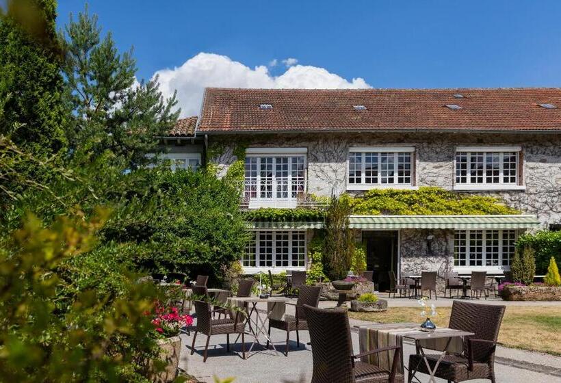 فندق Logis La Thomasse