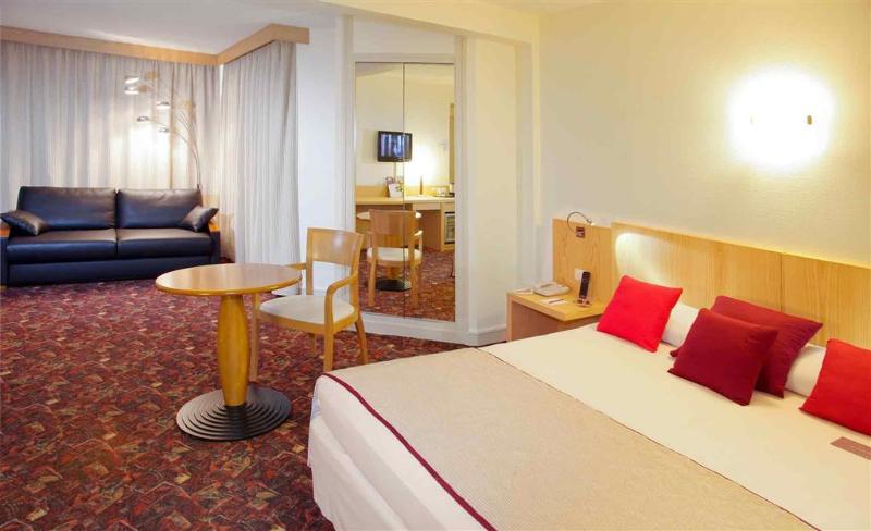 فندق Mercure Tours Sud