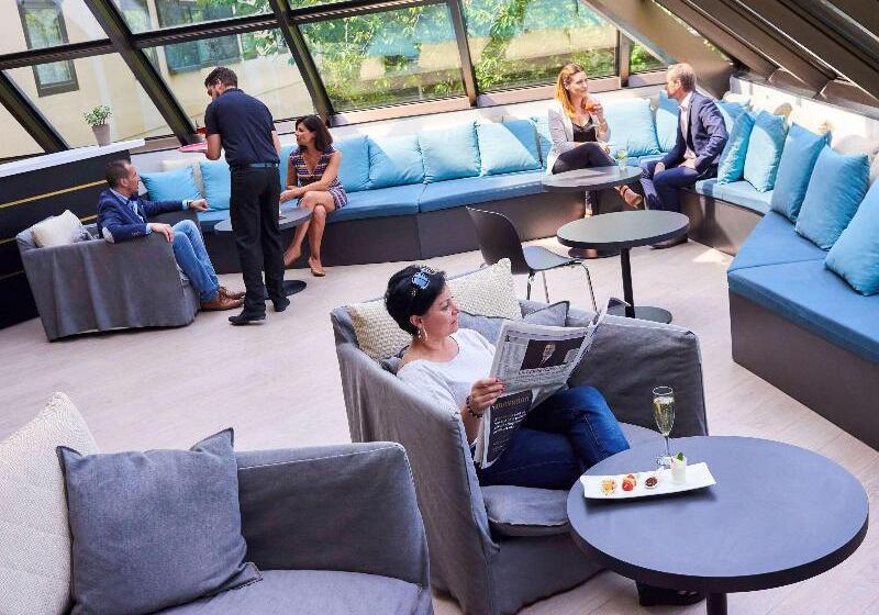 호텔 Mercure Tours Sud