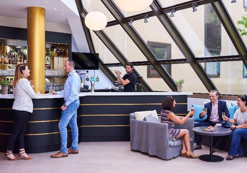 فندق Mercure Tours Sud