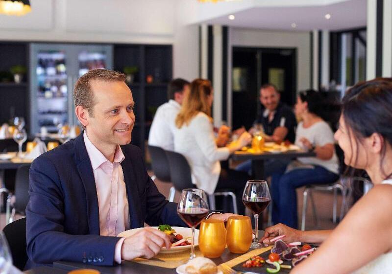 فندق Mercure Tours Sud