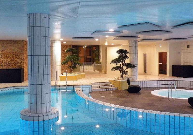 فندق Mercure Tours Sud