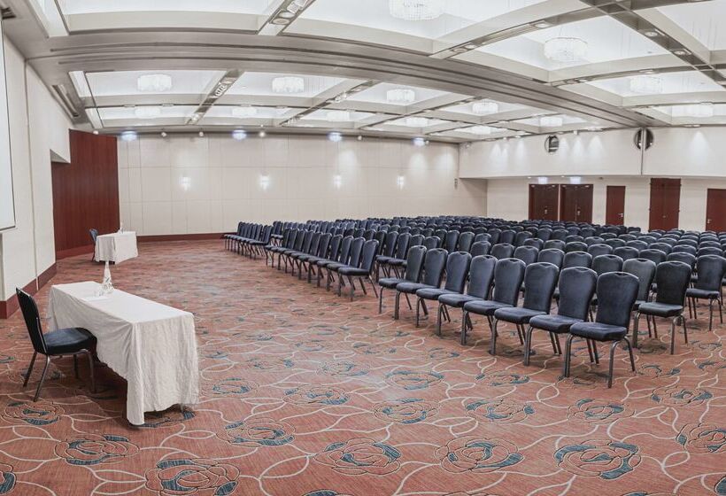 Van Der Valk Hotel Paris Cdg Airport