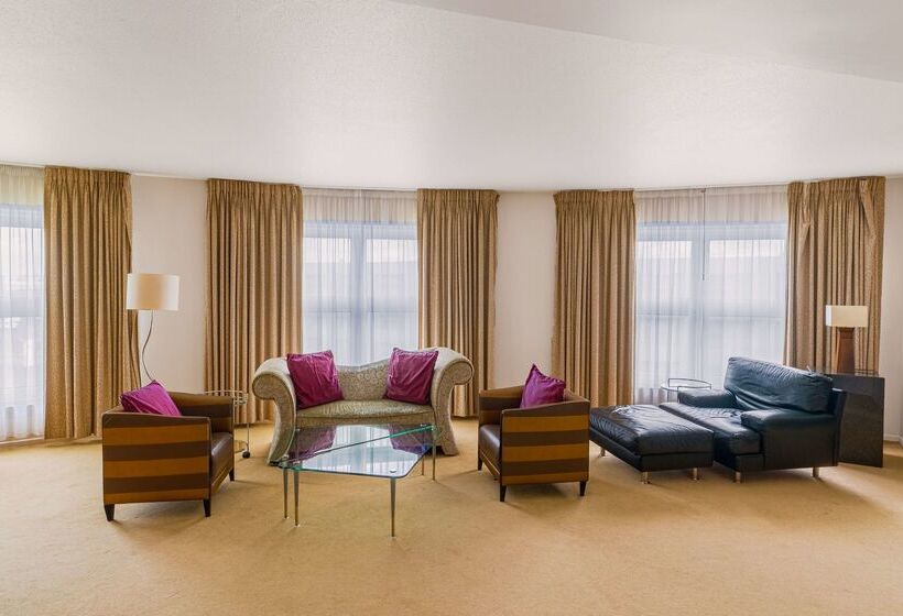 Van Der Valk Hotel Paris Cdg Airport