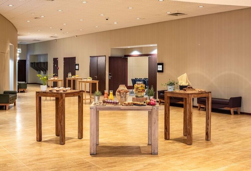 Van Der Valk Hotel Paris Cdg Airport