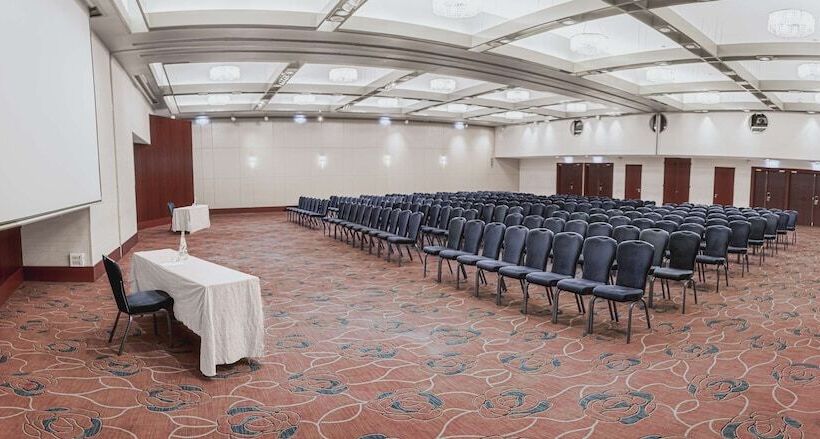 Van Der Valk Hotel Paris Cdg Airport