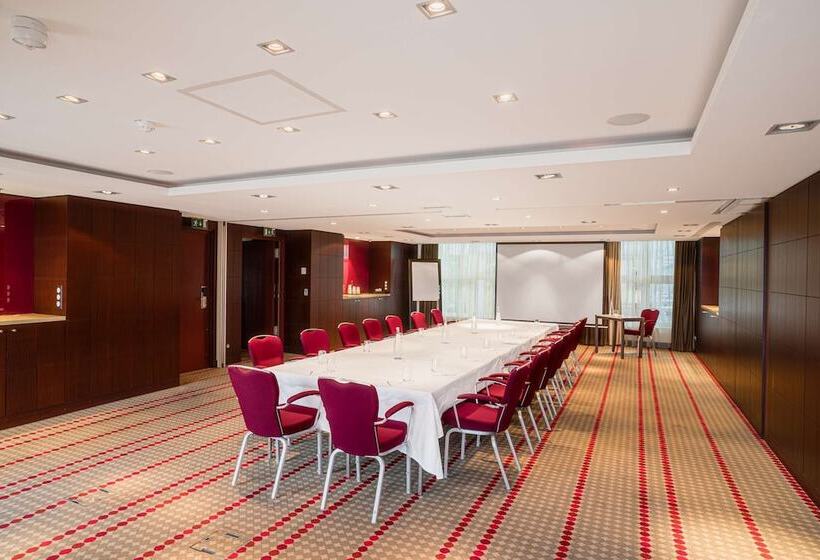 Van Der Valk Hotel Paris Cdg Airport