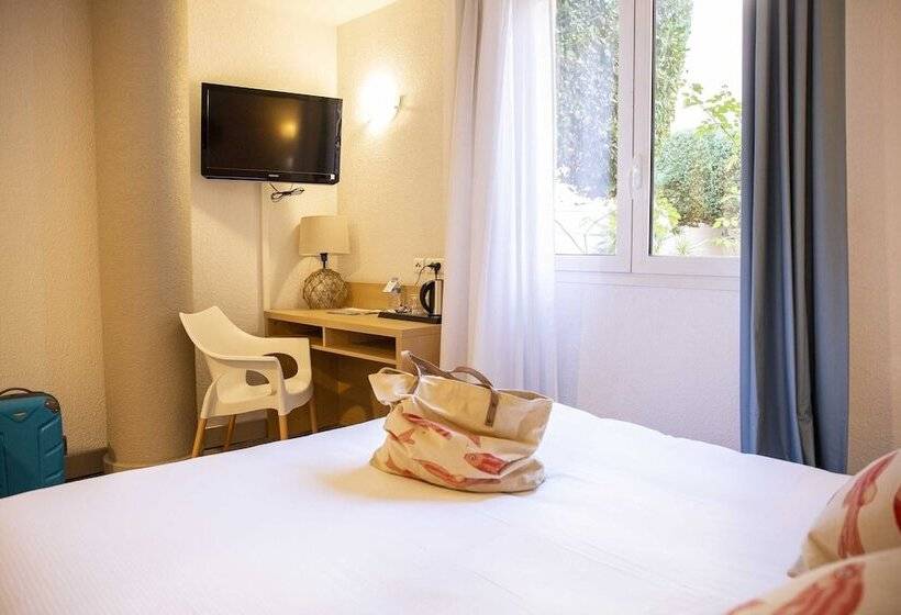 Отель Port Marine