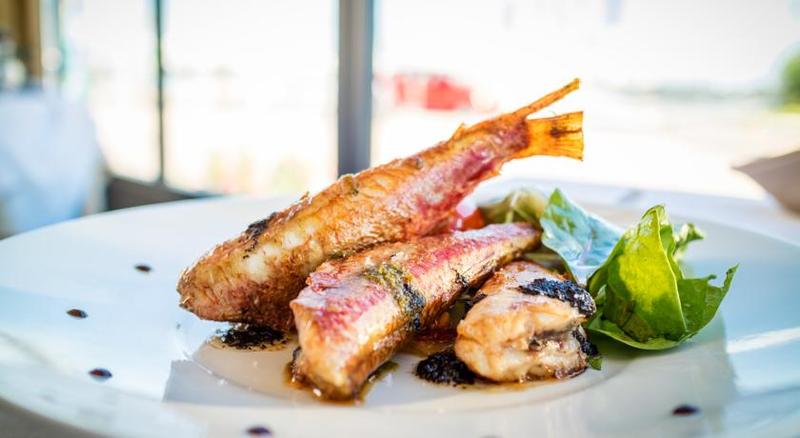 Отель Port Marine