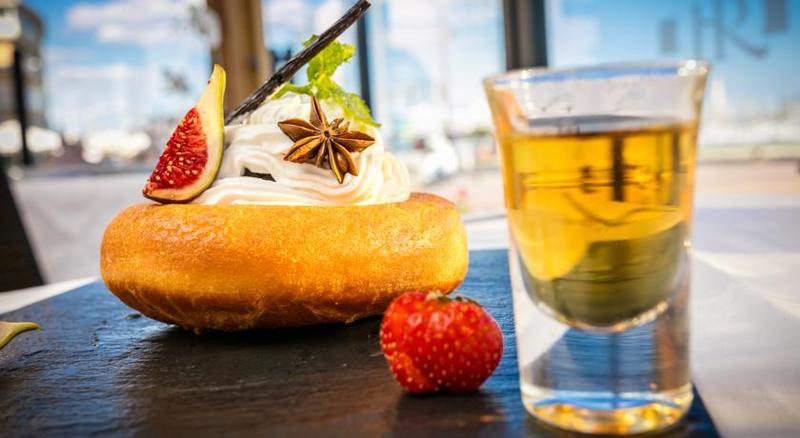 Отель Port Marine