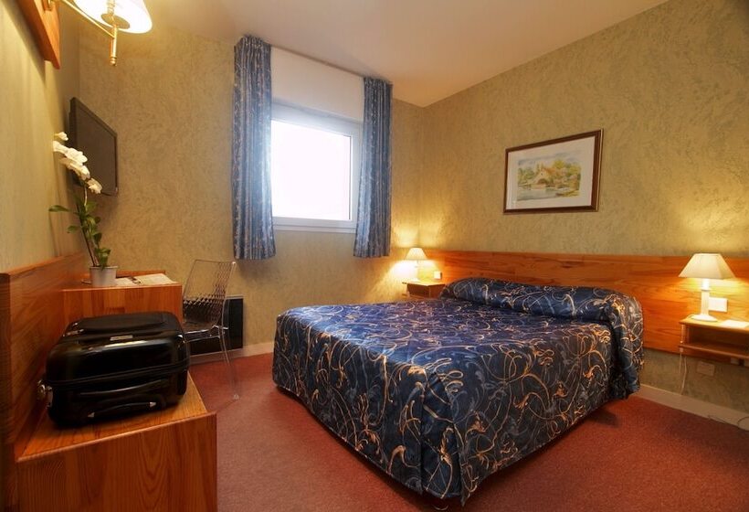 בית מלון כפרי Sully