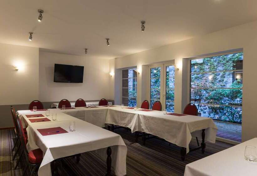 בית מלון כפרי The Originals Boutique, Grand Hôtel Saintpierre, Aurillac