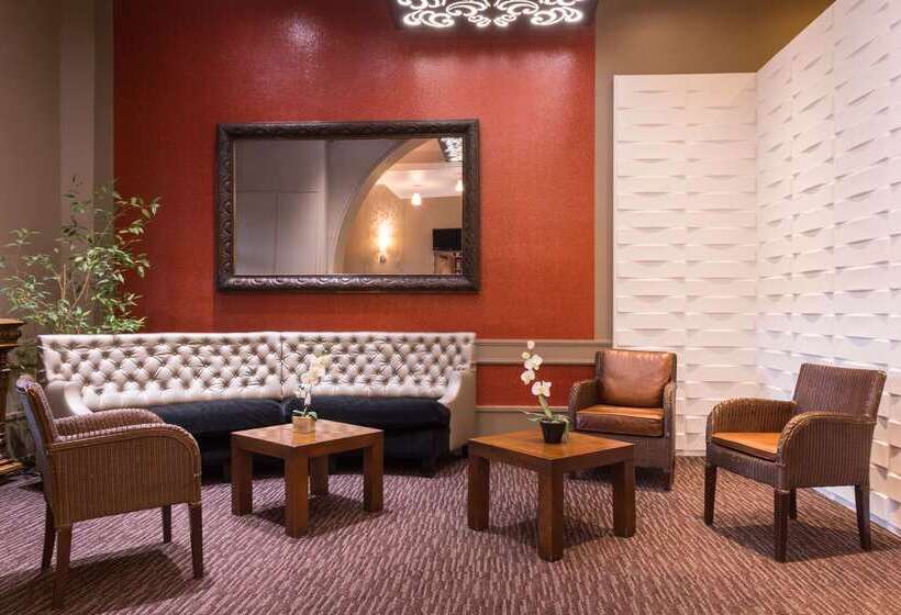 בית מלון כפרי The Originals Boutique, Grand Hôtel Saintpierre, Aurillac