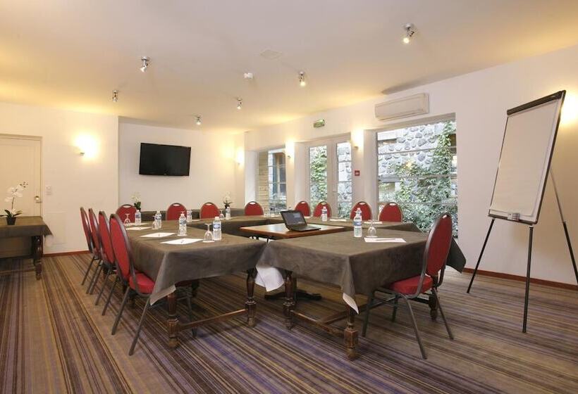 בית מלון כפרי The Originals Boutique, Grand Hôtel Saintpierre, Aurillac