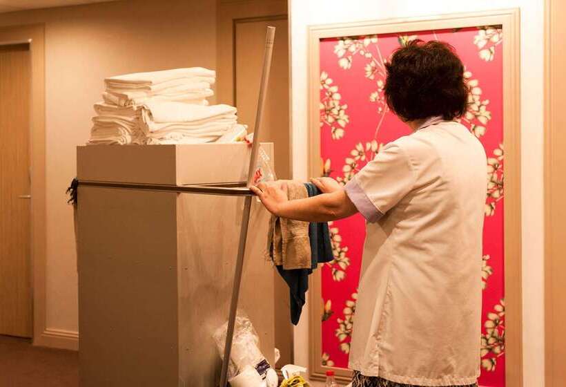 Отель The Originals Boutique, Hôtel Neptune, Bercksurmer