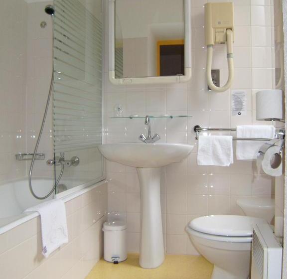 בית מלון כפרי Hôtel De Genève Et Restaurant , Faverges Seythenex