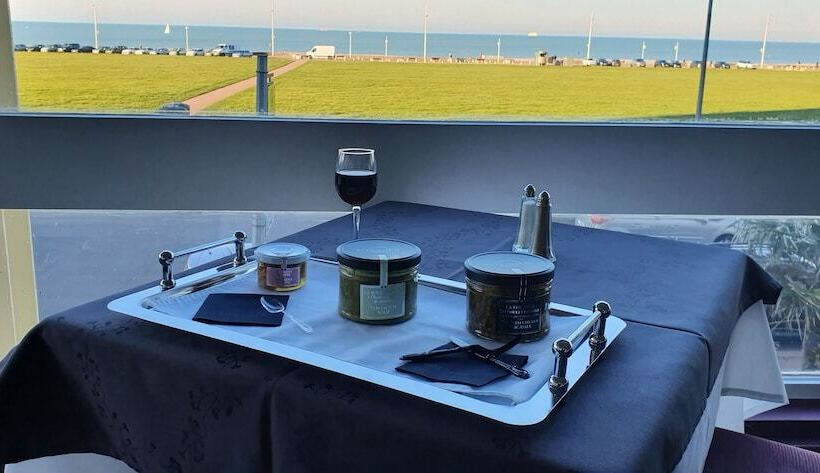 Отель Hôtel Windsor Contact Hôtel