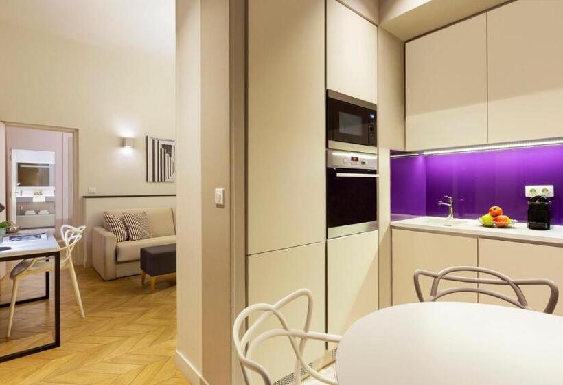 Citadines Opéra Paris