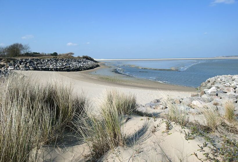Отель Le Grand Hôtel Le Touquet Paris Plage