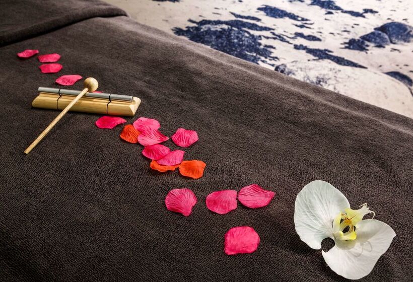 Best Western Les Bains Hotel Et Spa