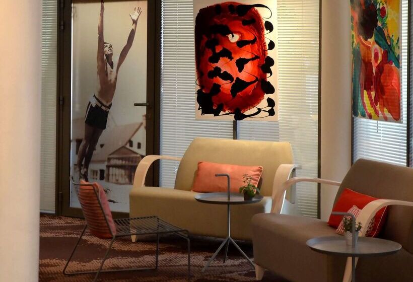 Best Western Les Bains Hotel Et Spa